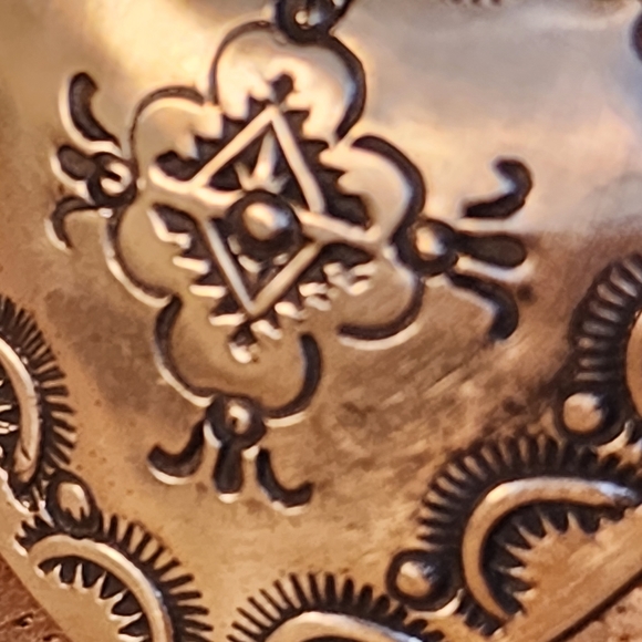 Navajo Vincent Joe Platero, Sterling Silver Stamped Heart Earrings - Picture 6 of 14